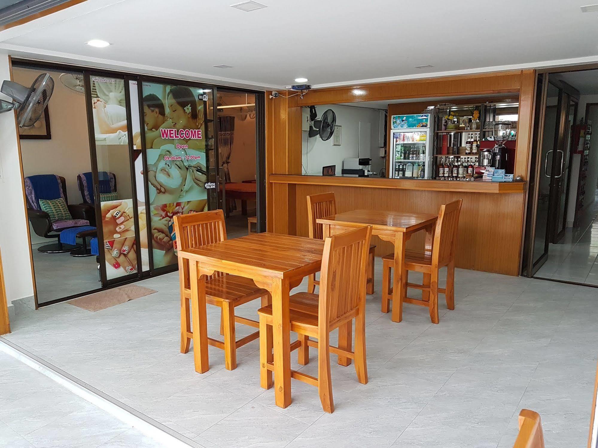 布吉 卡伦悦来客栈酒店 外观 照片